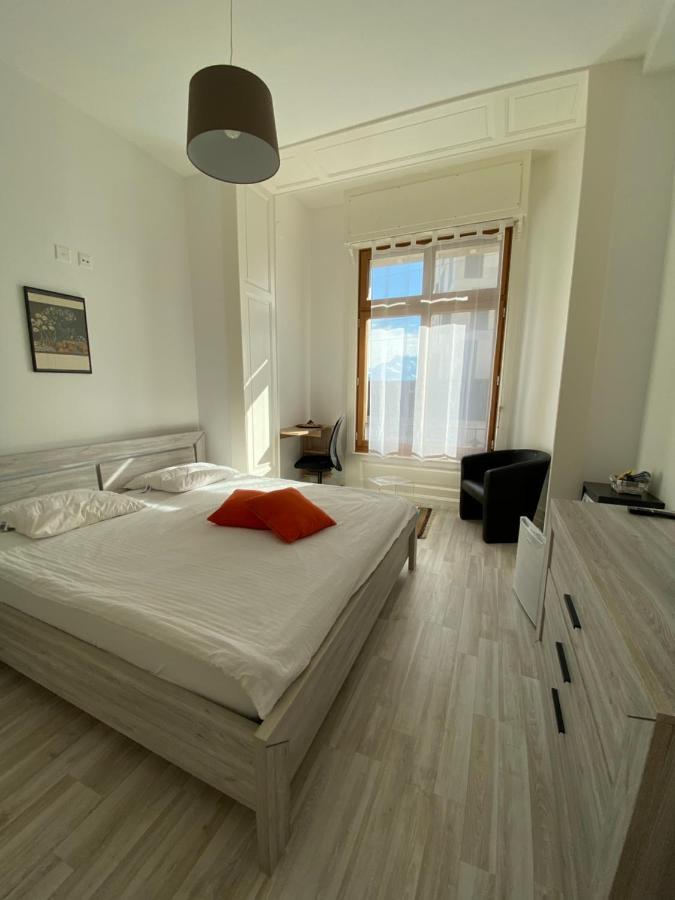 B&B Guest House Du Lac 蒙特勒 外观 照片